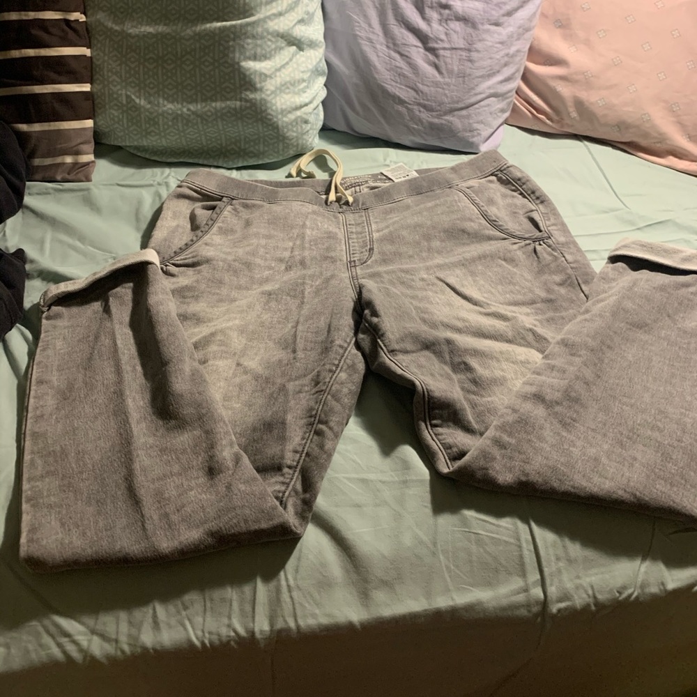 Levi’s joggers